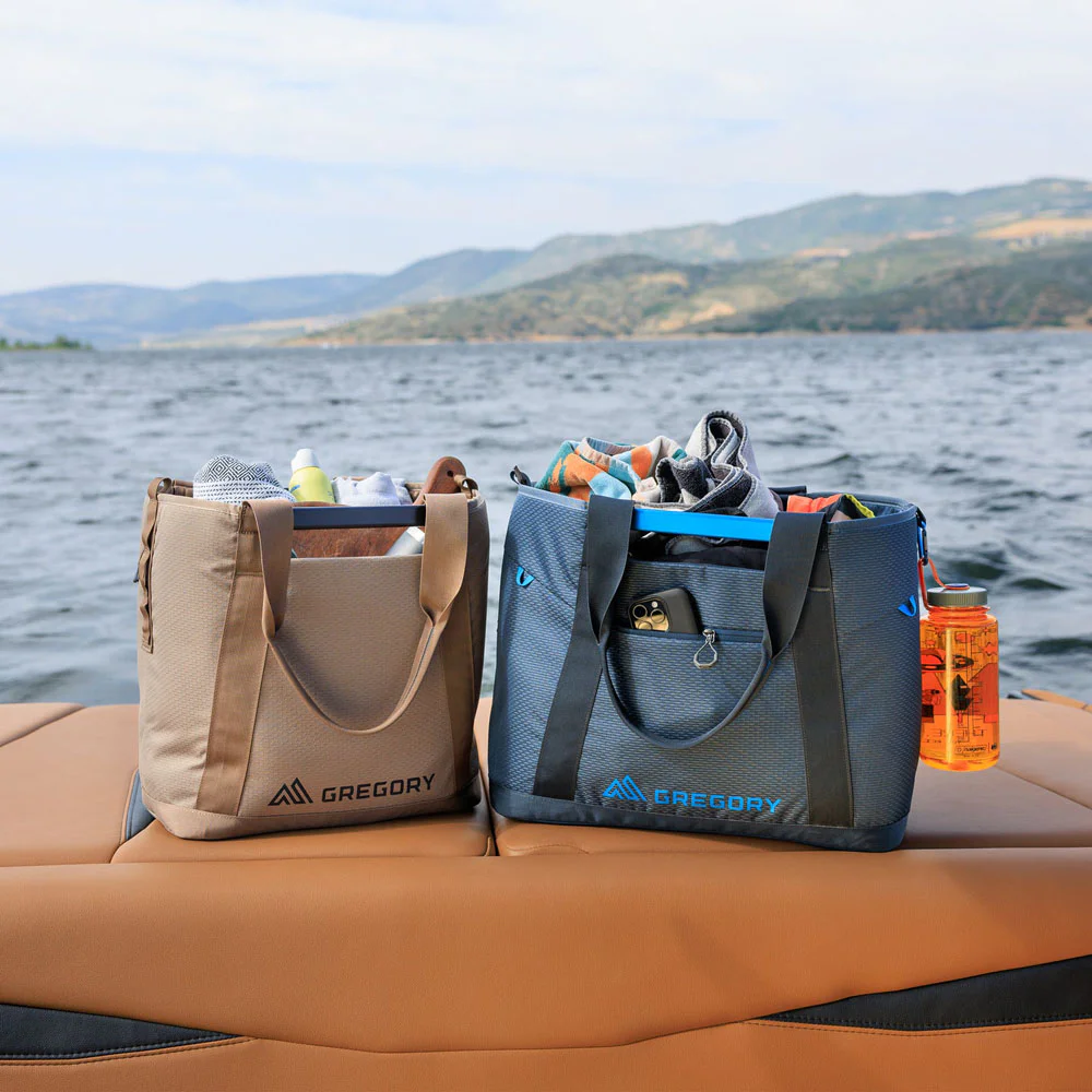Gregory Alpaca Utility Tote 50L with spacious storage capacity, reinforced carry handles and durable design for outdoor gear, travel and everyday use.