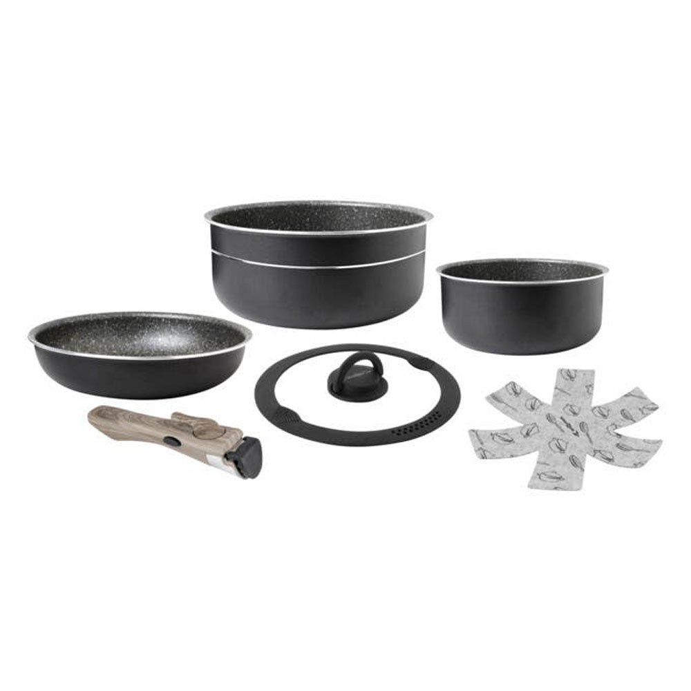Brunner Pirate stackable camping cookware set with frying pan, saucepans, lid, detachable handle and pan protectors for outdoor cooking