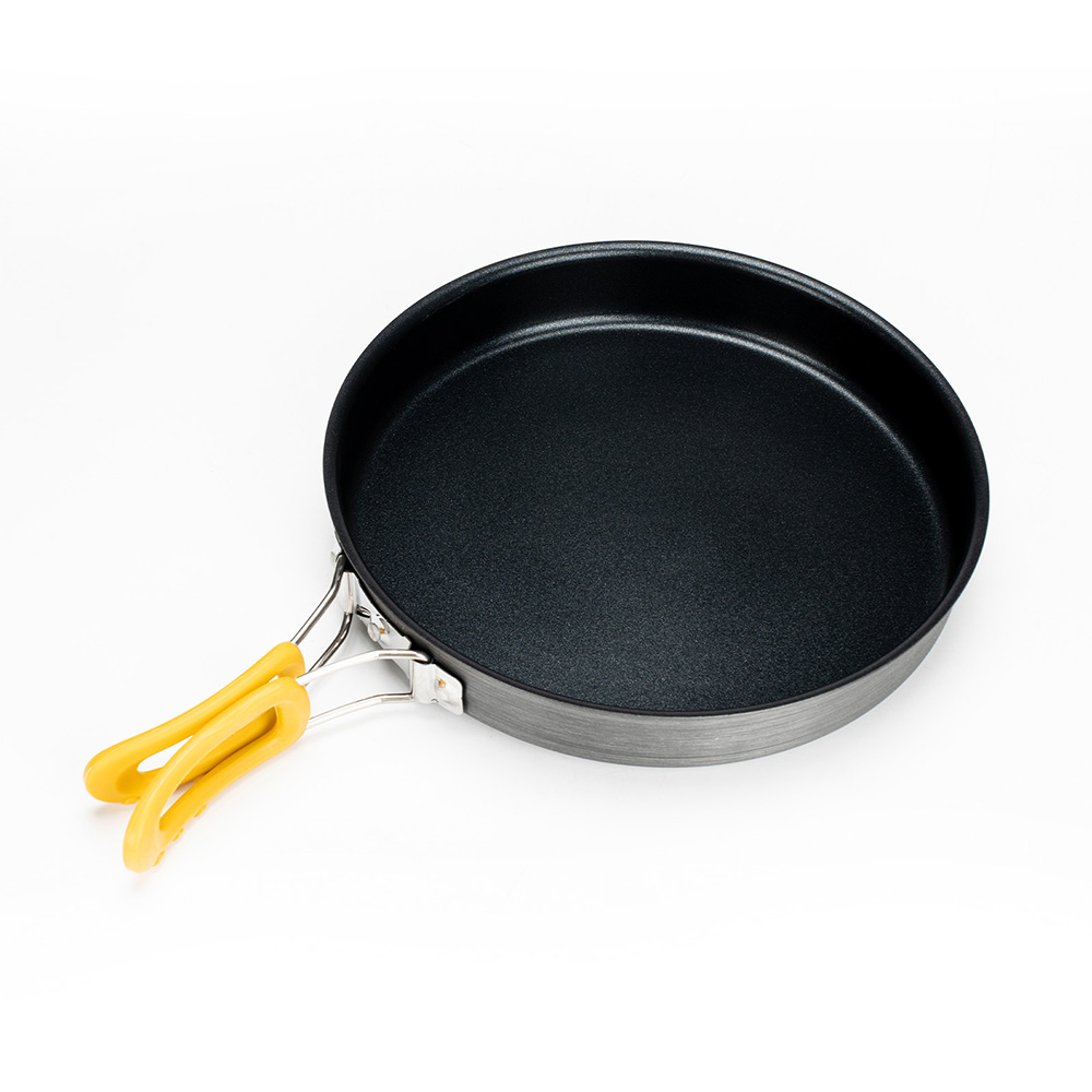 Foldable handle of Non-Stick Aluminum Alloy Frying Pan for easy storage and protection from burns