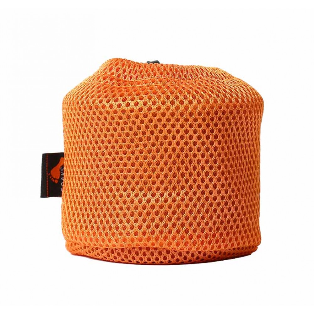 TOAKS Grade 1 or 2 titanium pot with 750ml capacity, measuring marks, secure grip lid, and mesh sack.