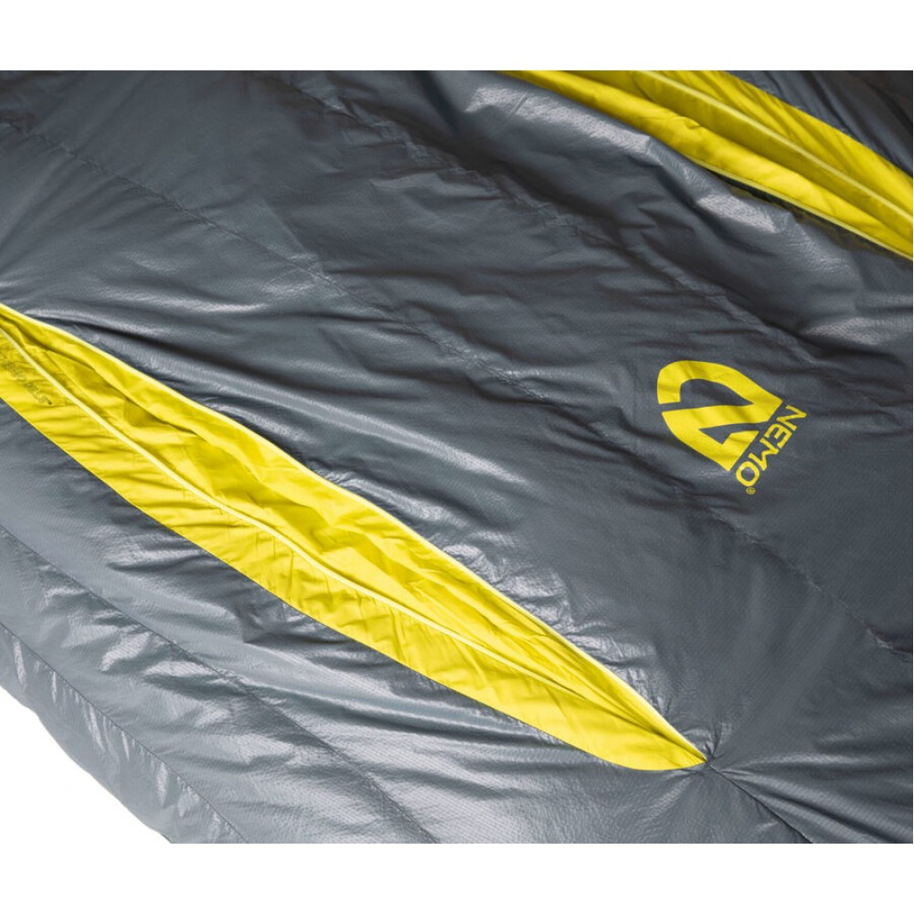 Nemo Kayu sleeping bag with 800FP down insulation and body-mapped design for optimal warmth.