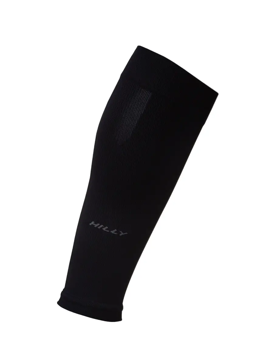 Hilly Pulse Sleeve Zero compression calf sleeves in black designed for running, recovery, muscle support and endurance sports performance